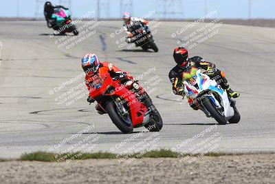 media/Mar-22-2025-TrackDaz (Sat) [[0456df0c41]]/Group B/Session 3 (Outside Grapevine)/